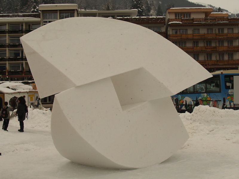 <b><i>Augenblick</i></b> , 2009, snow, 250x350x350, Grindelwald (Switserland)